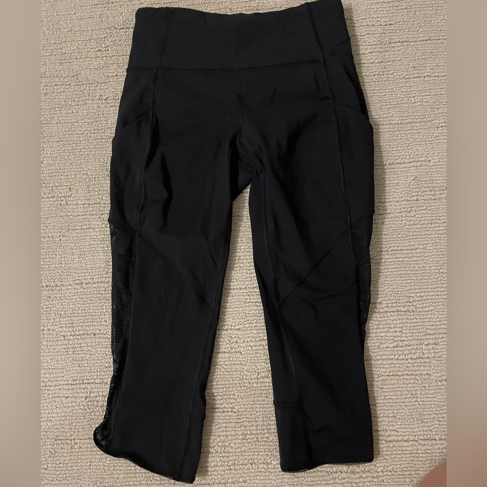Lululemon capri leggings.